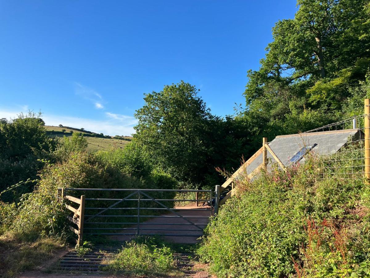 Barn in Somerset Nettlecombe  Exterior foto